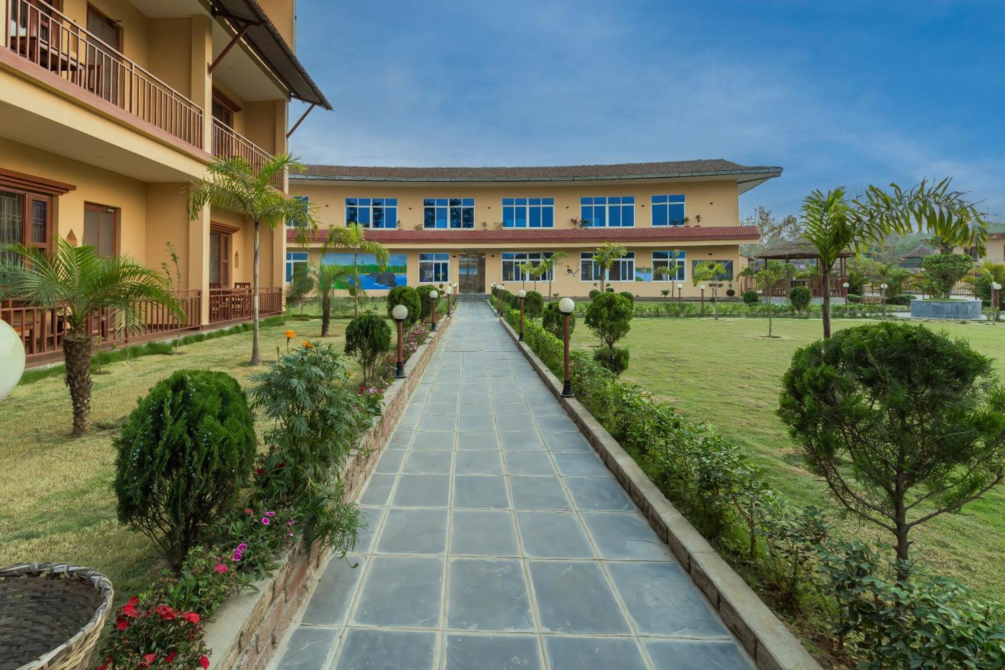 Sisai Park Village Chitwan Exterior photo